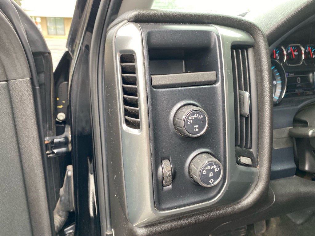 2018 Chevrolet Silverado 1500 Image 11