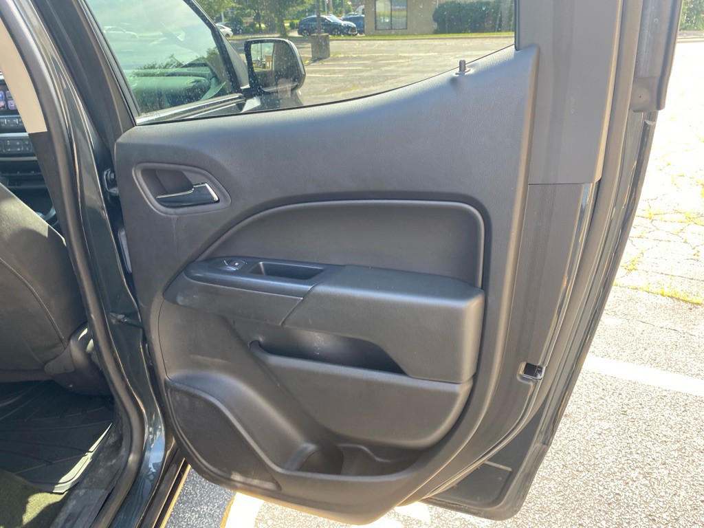 2017 Chevrolet Colorado Image 20