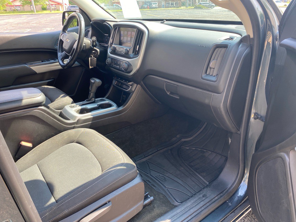 2017 Chevrolet Colorado Image 21