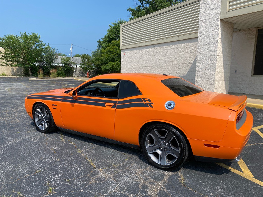 2012 Dodge Challenger Image 3