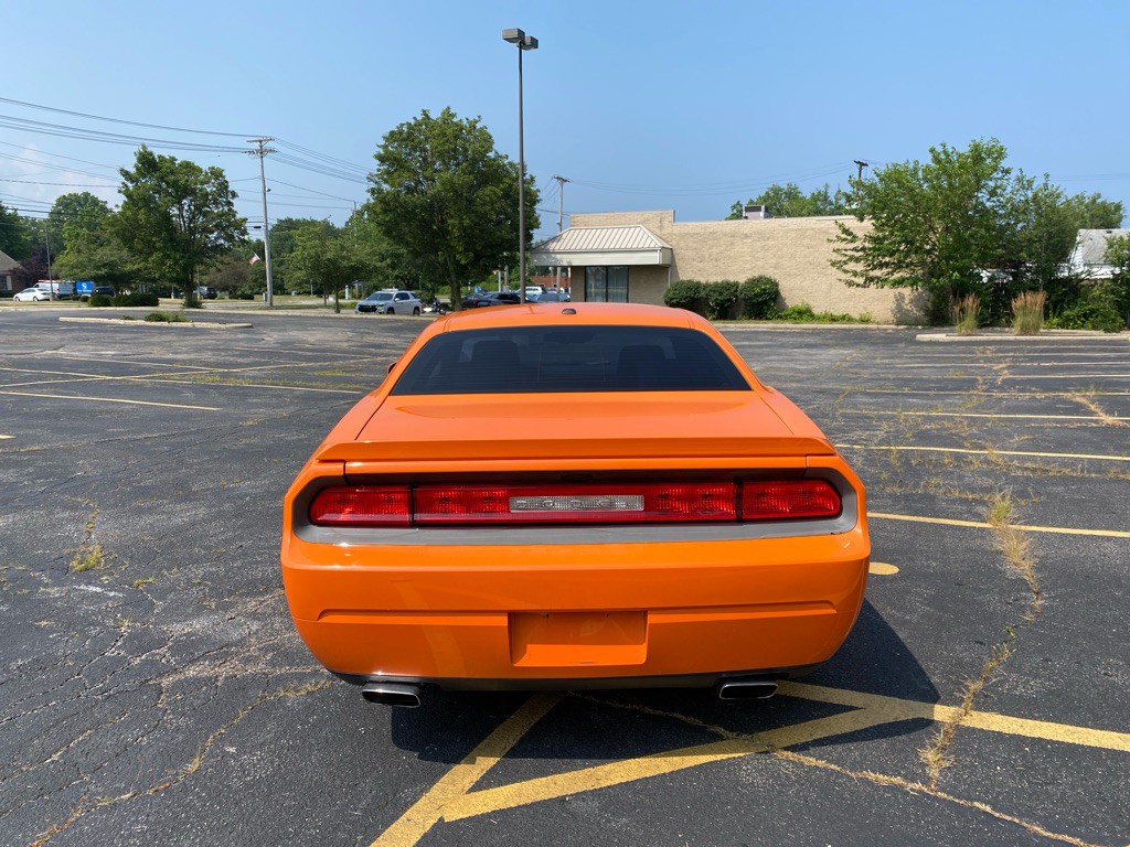 2012 Dodge Challenger Image 4