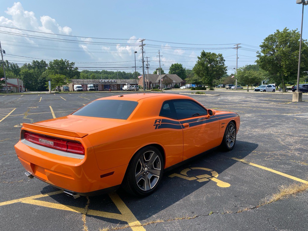 2012 Dodge Challenger Image 5