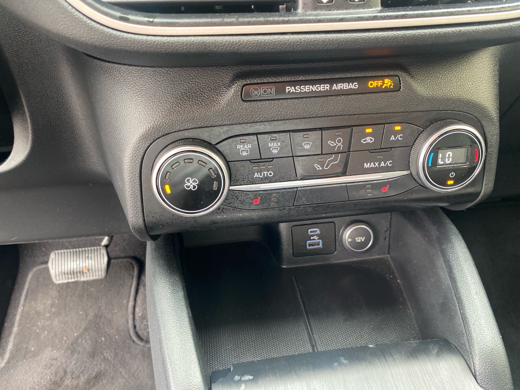 2020 Ford Escape Image 15