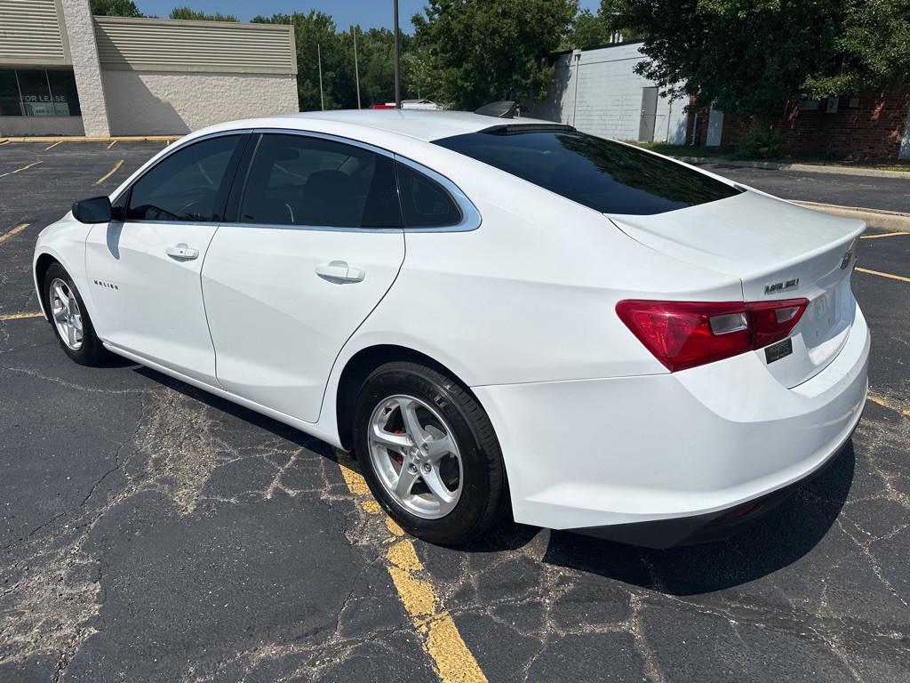2019 Chevrolet Malibu Image 5