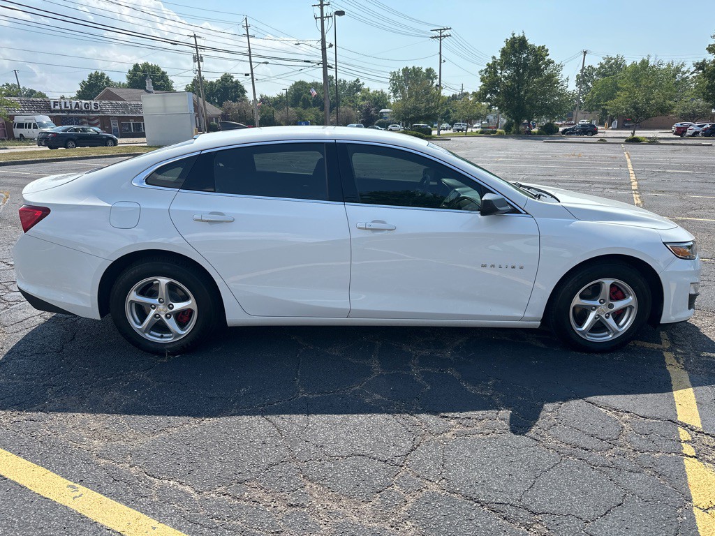 2019 Chevrolet Malibu Image 10