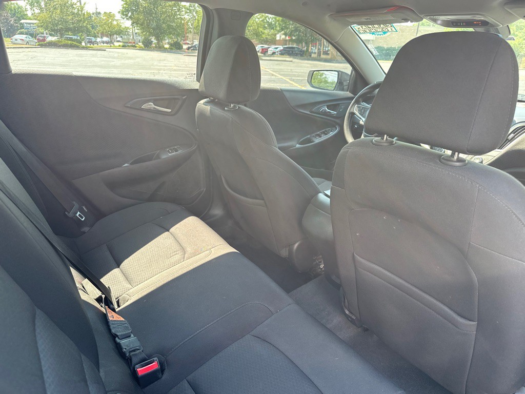 2019 Chevrolet Malibu Image 17