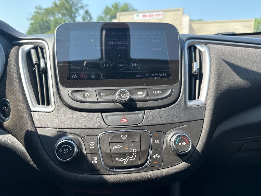 2019 Chevrolet Malibu Image 25