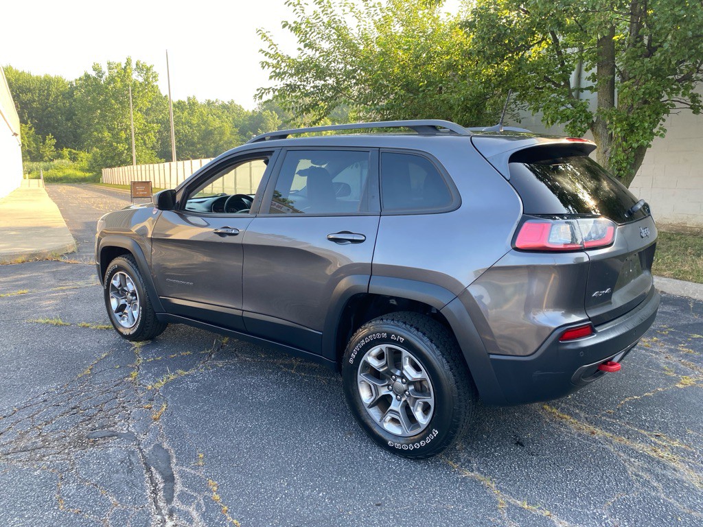 2019 Jeep Cherokee Image 3