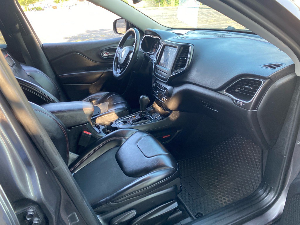 2019 Jeep Cherokee Image 22