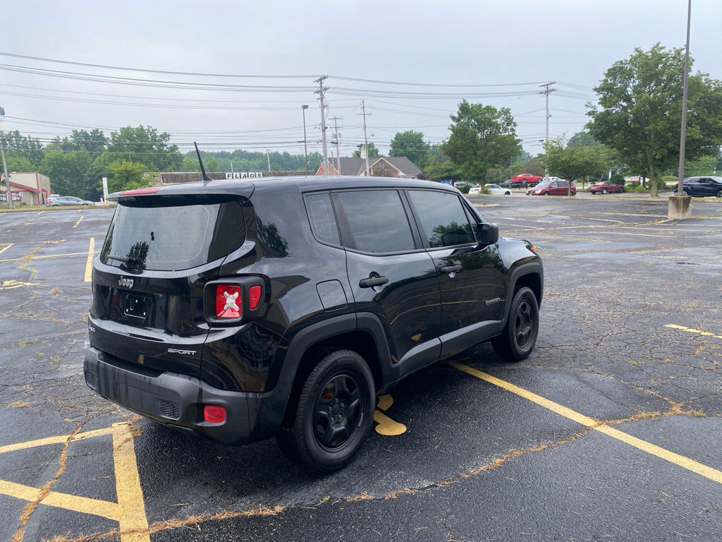 2015 Jeep Renegade Image 5