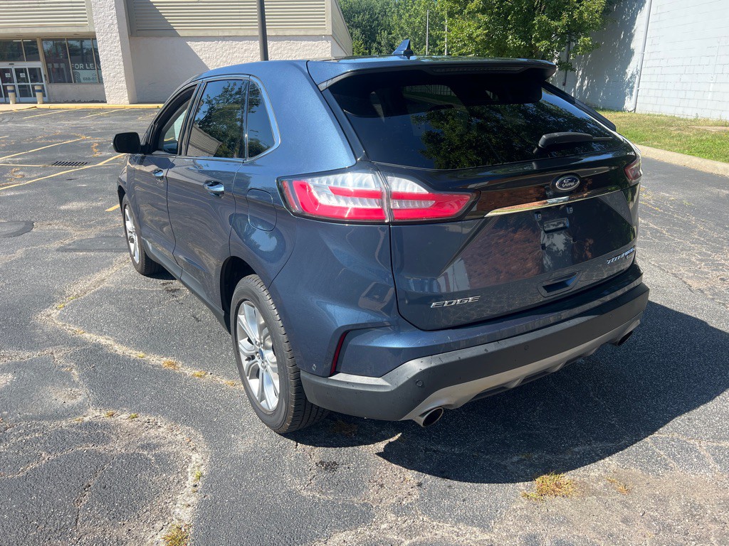 2019 Ford Edge Image 3