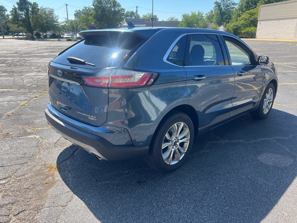 2019 Ford Edge Image 5