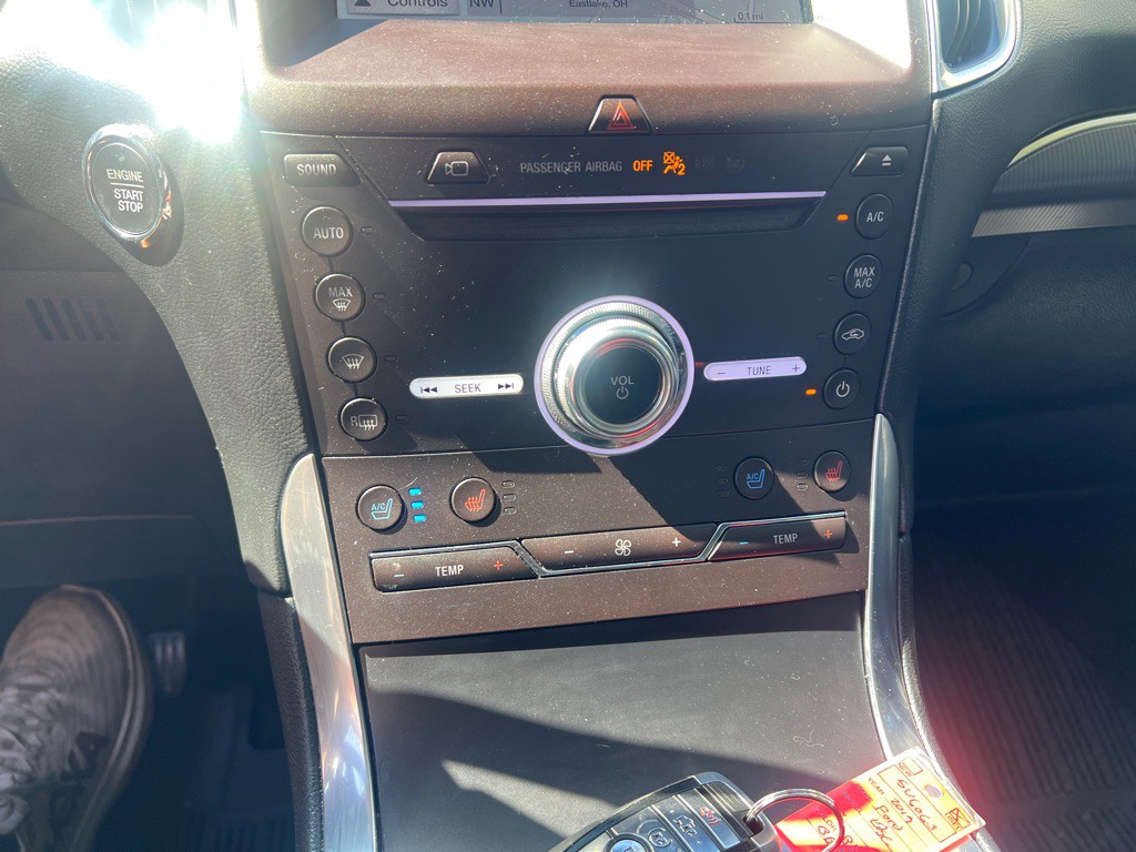 2019 Ford Edge Image 24