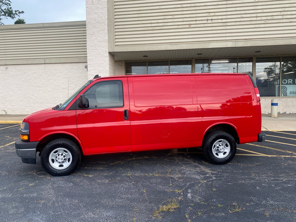2020 Chevrolet Express Image 2