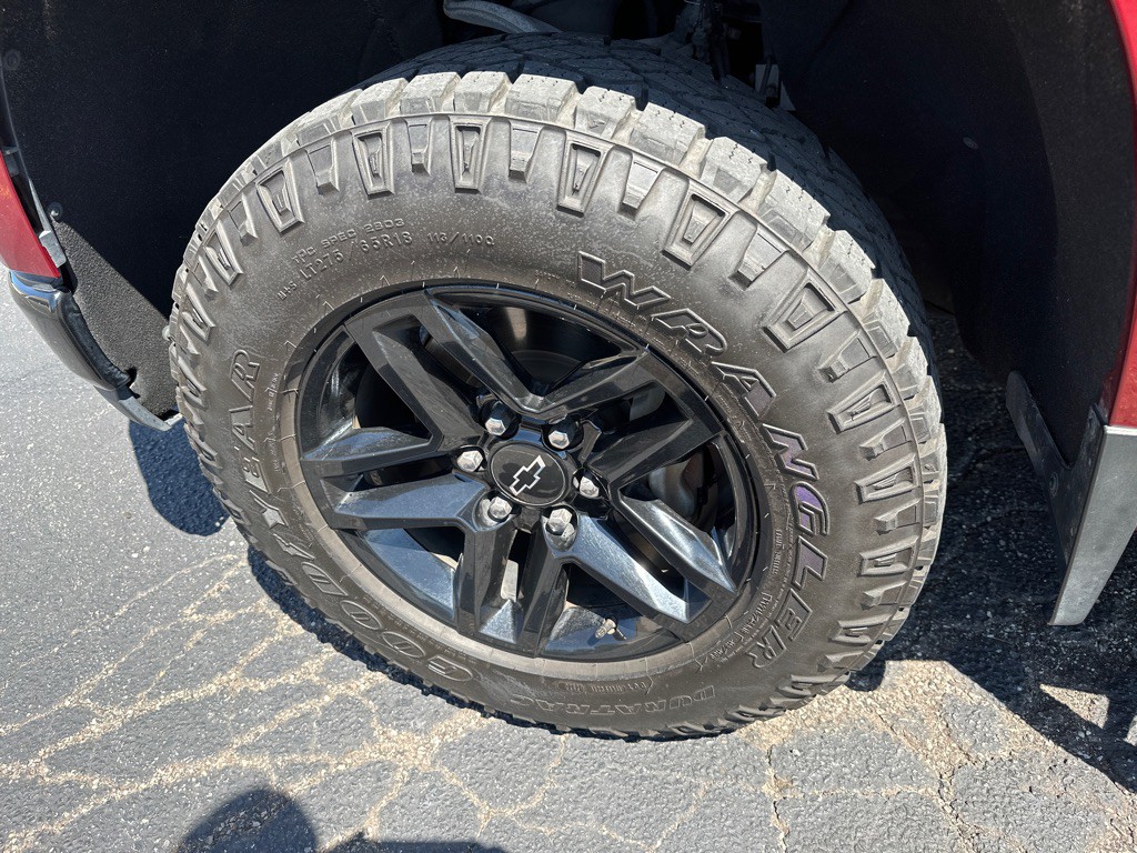 2019 Chevrolet Silverado 1500 Image 12