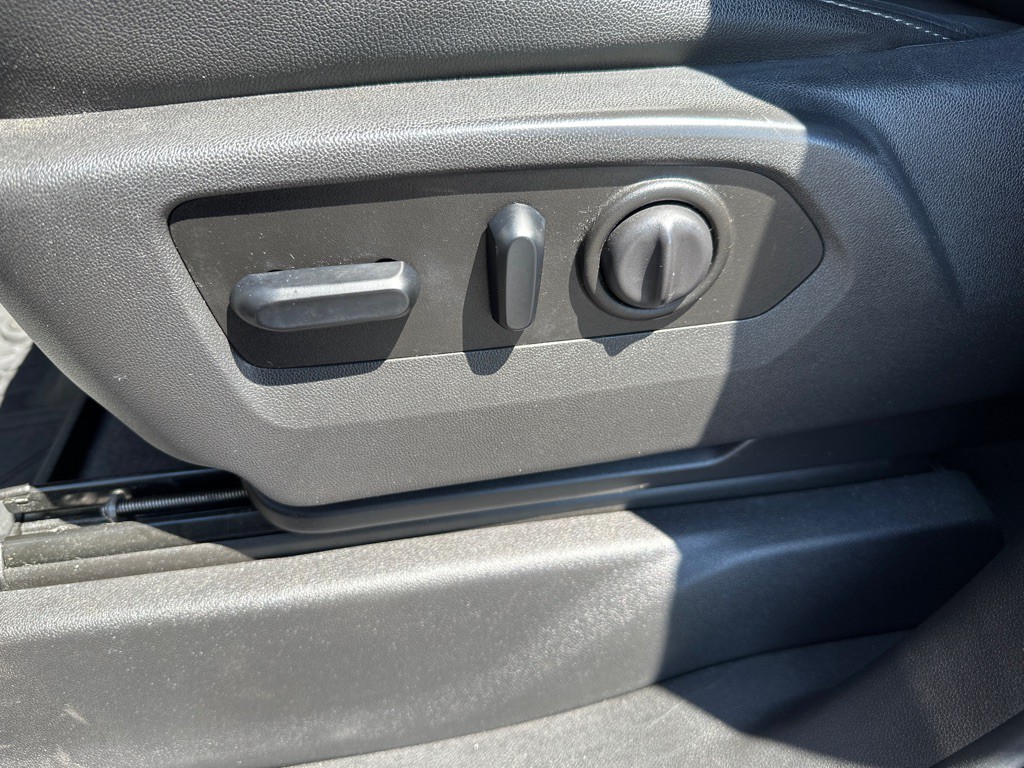 2019 Chevrolet Silverado 1500 Image 17