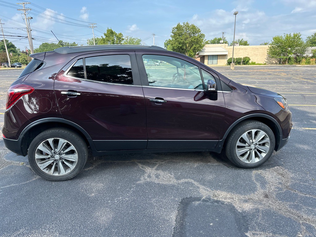 2017 Buick Enclave Image 9
