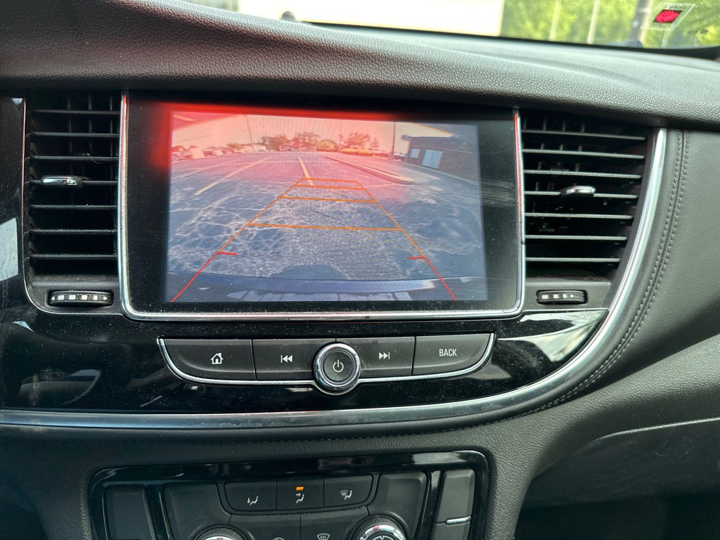2017 Buick Enclave Image 24