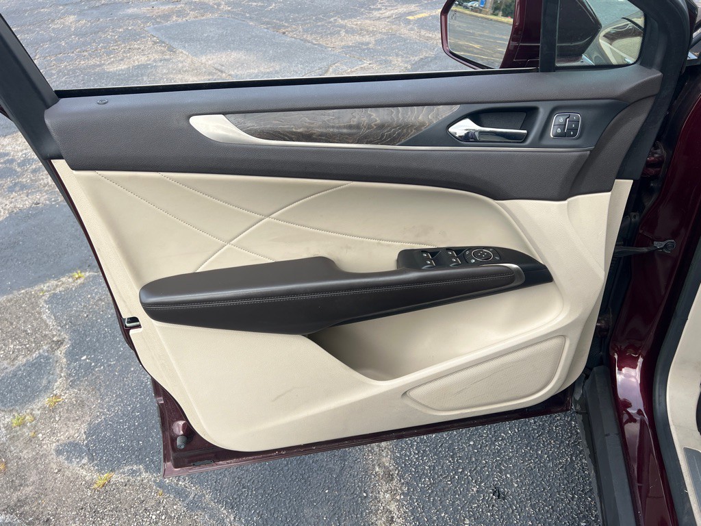2017 Lincoln MKC Image 10