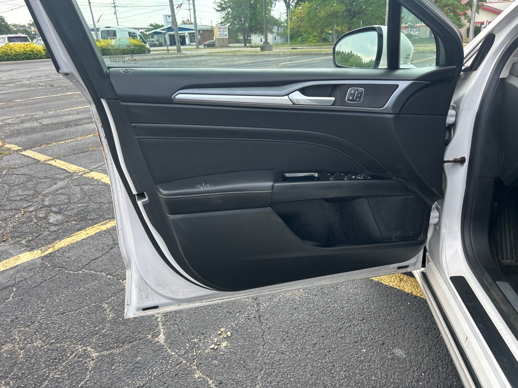 2013 Ford Fusion Image 13