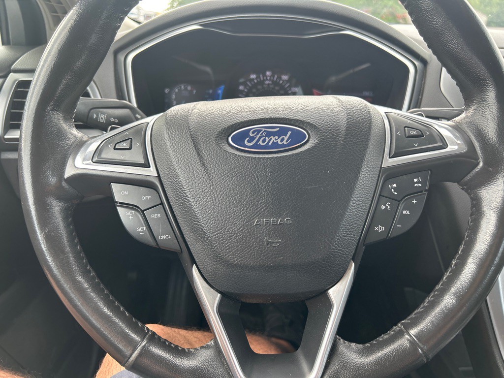 2013 Ford Fusion Image 16