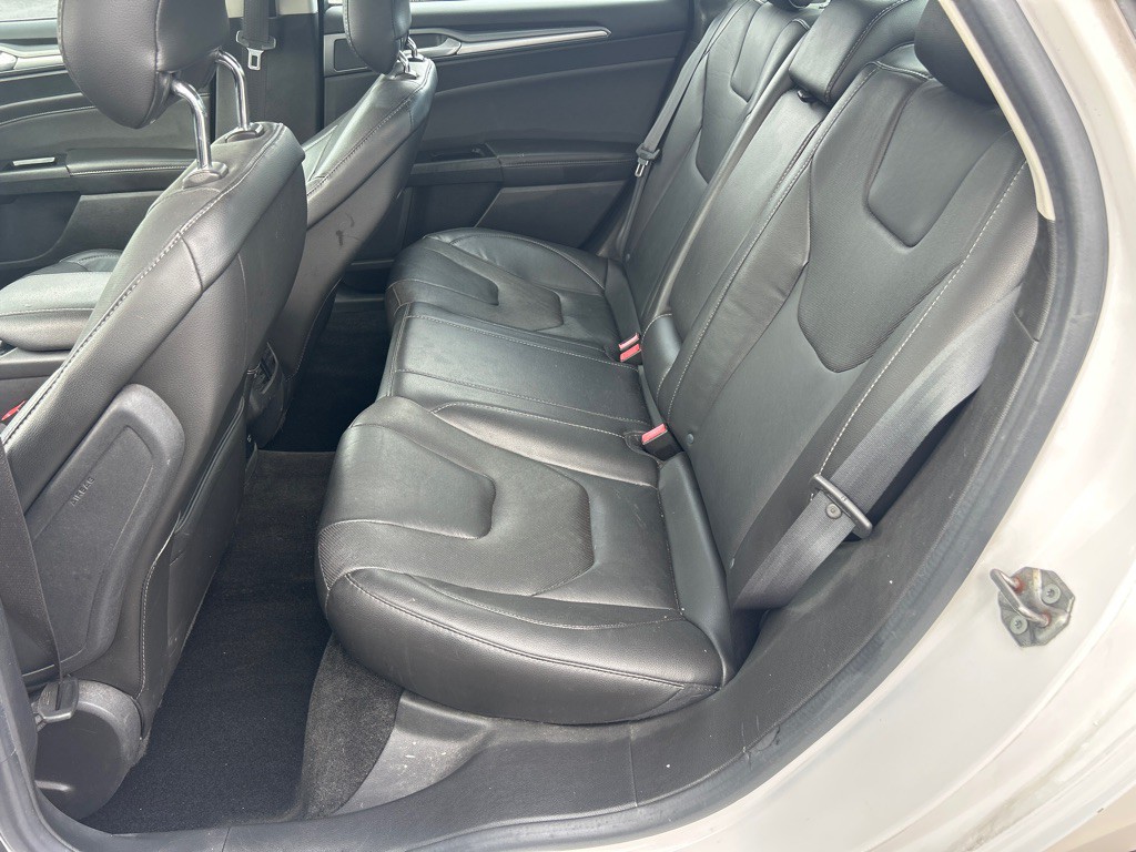 2013 Ford Fusion Image 22