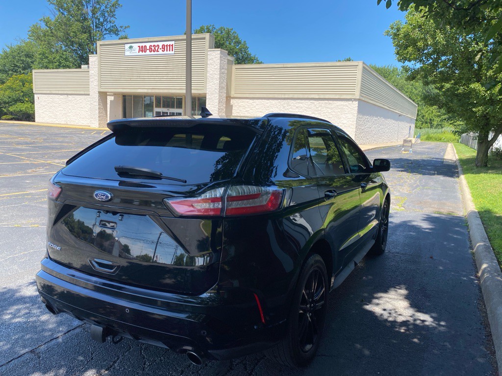 2020 Ford Edge Image 5