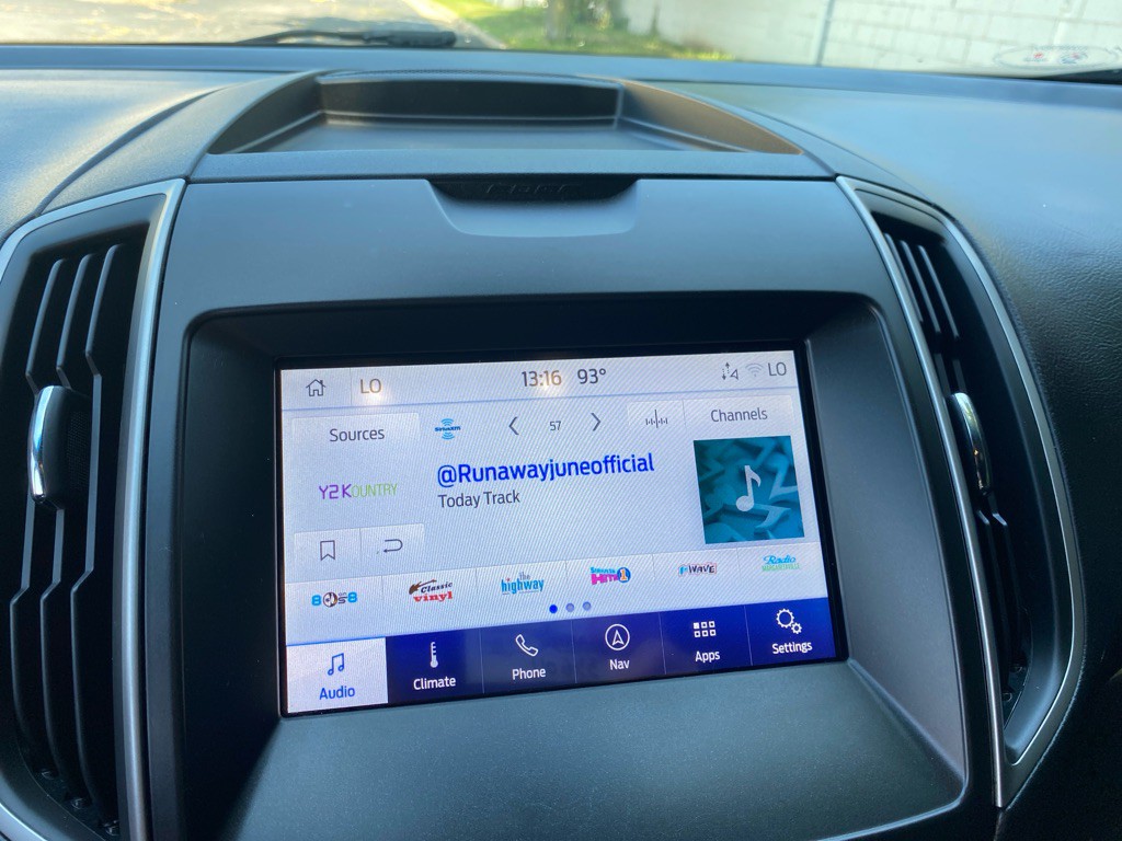 2020 Ford Edge Image 13