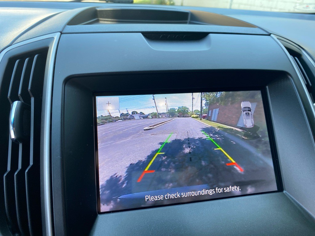 2020 Ford Edge Image 15