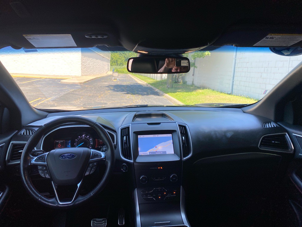 2020 Ford Edge Image 19