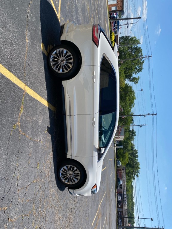 2020 Ford Edge Image 6
