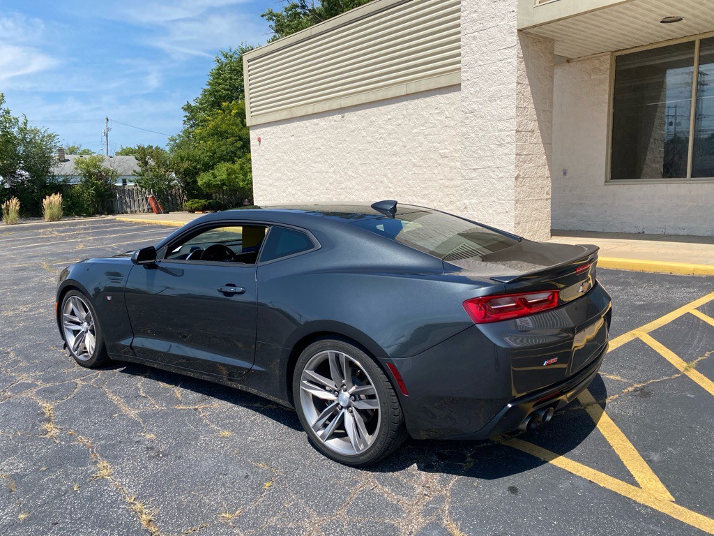 2018 Chevrolet Camaro Image 3