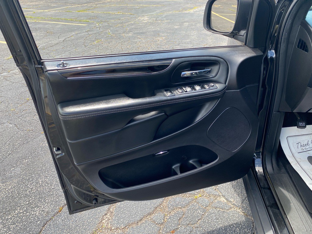 2018 Dodge Grand Caravan Image 10