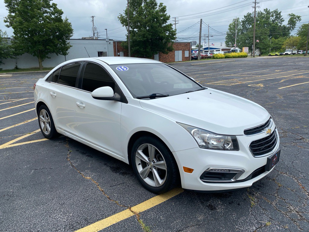 2015 Chevrolet Cruze Image 7