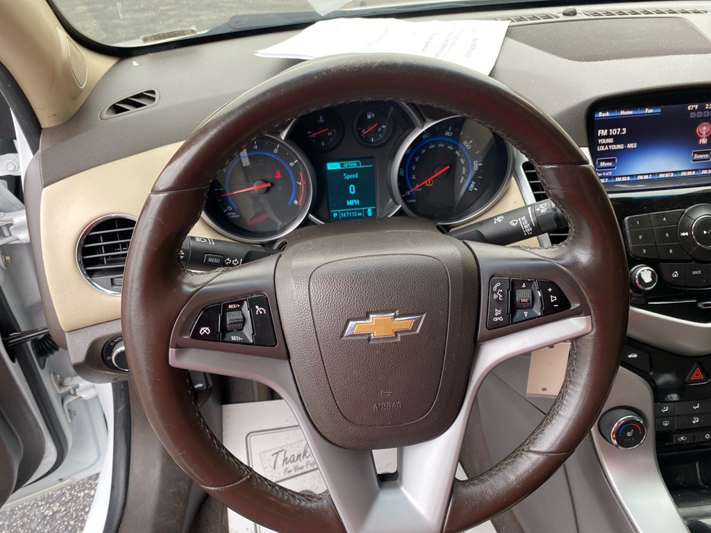 2015 Chevrolet Cruze Image 11