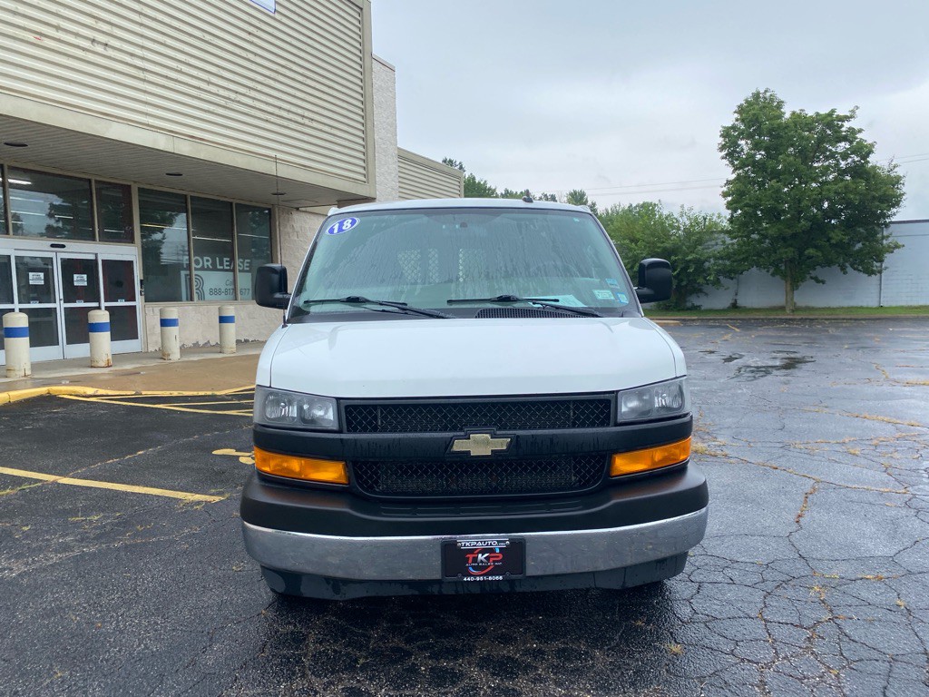 2018 Chevrolet Express Image 8