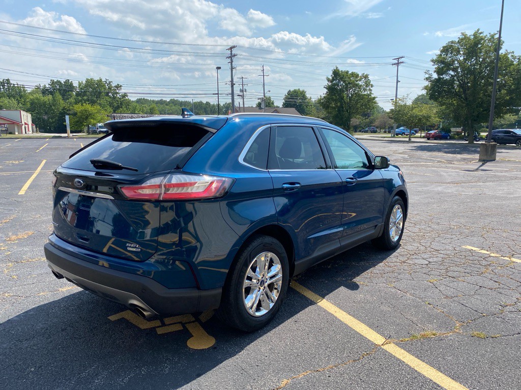 2020 Ford Edge Image 5