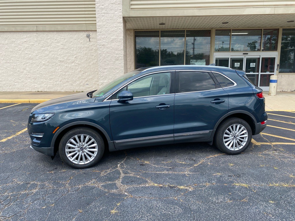 2019 Lincoln MKC Image 2