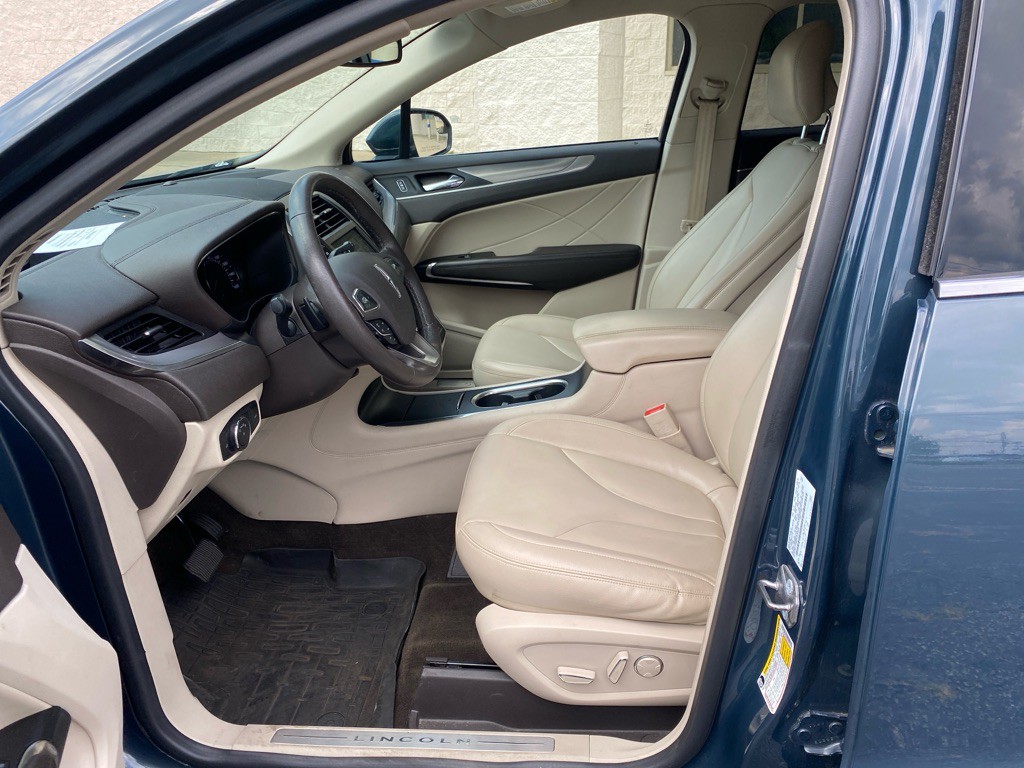 2019 Lincoln MKC Image 9