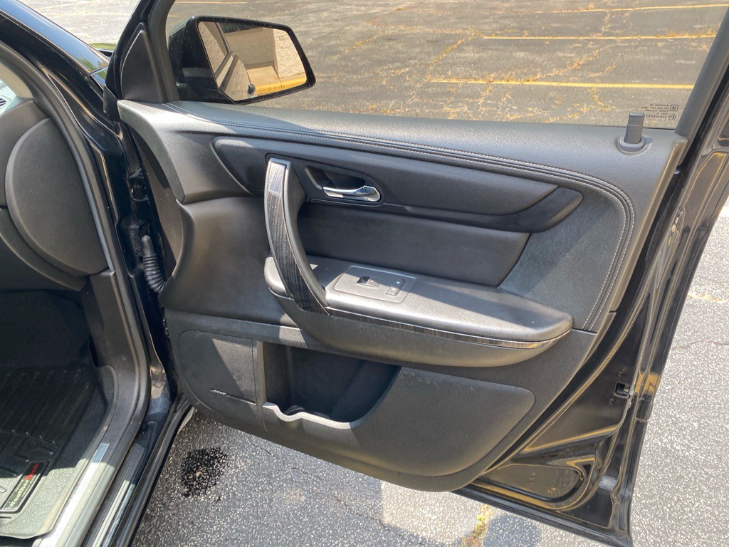 2016 GMC Acadia Image 24