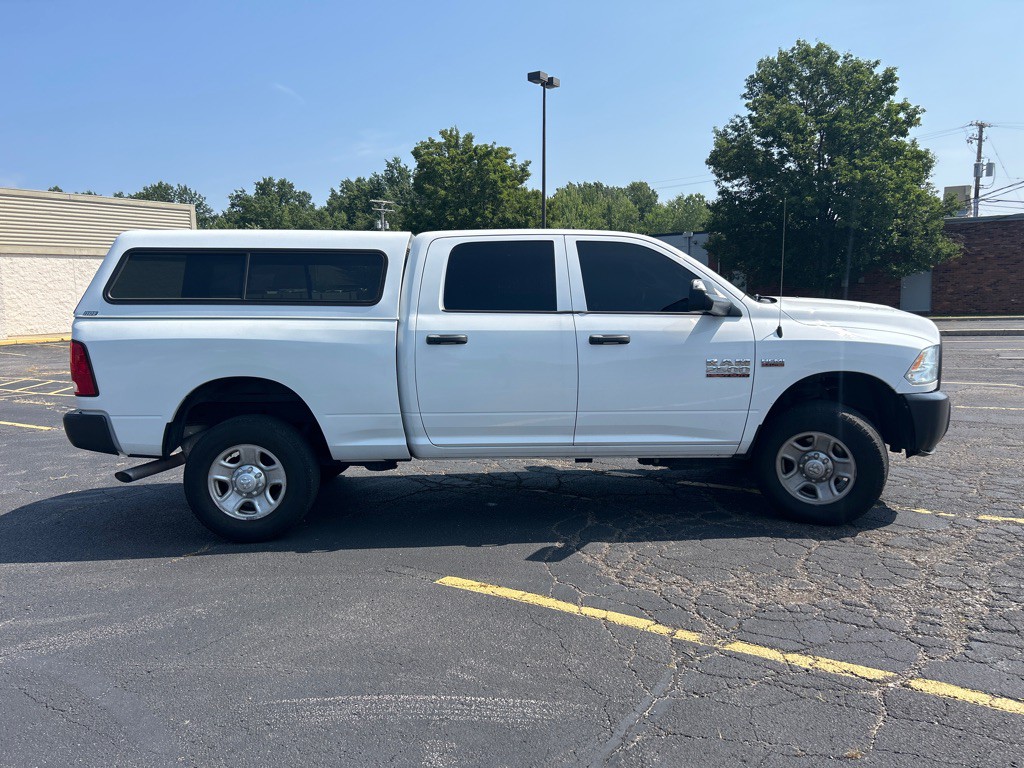 2016 RAM 2500 Image 12
