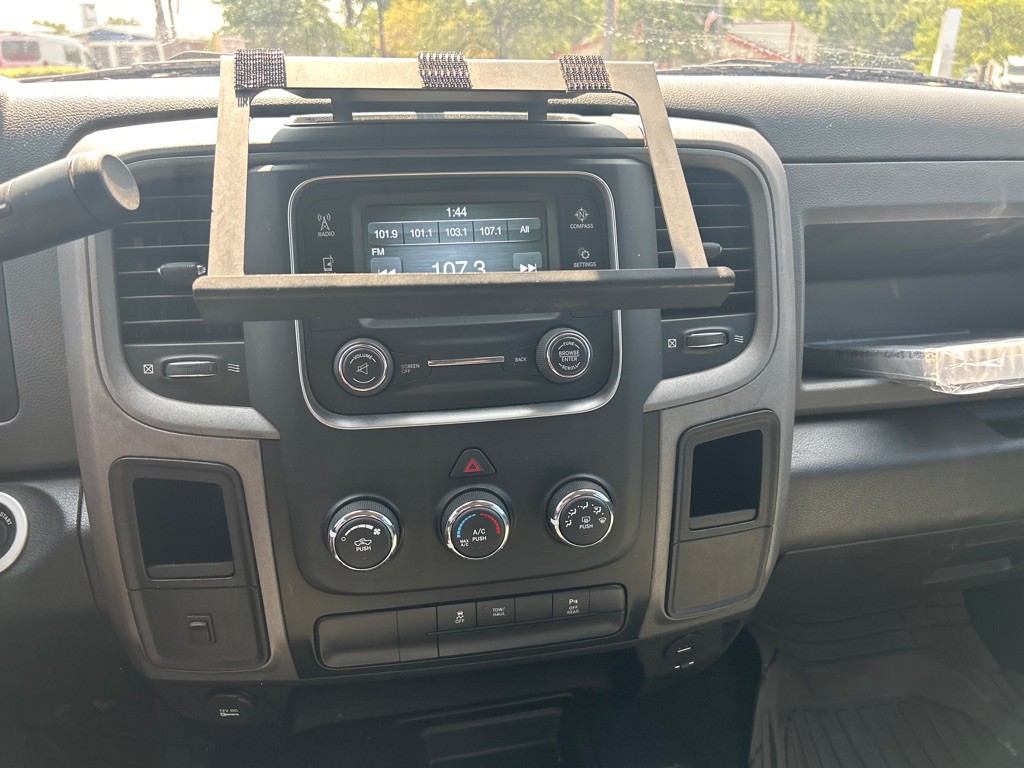 2016 RAM 2500 Image 21