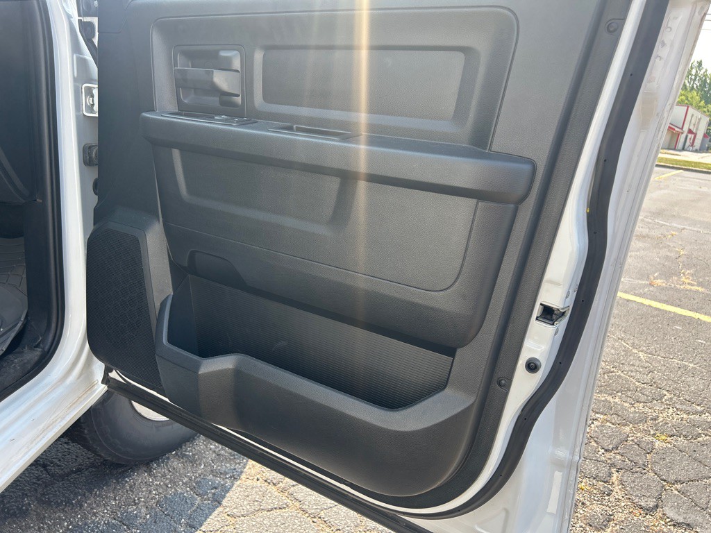 2016 RAM 2500 Image 29