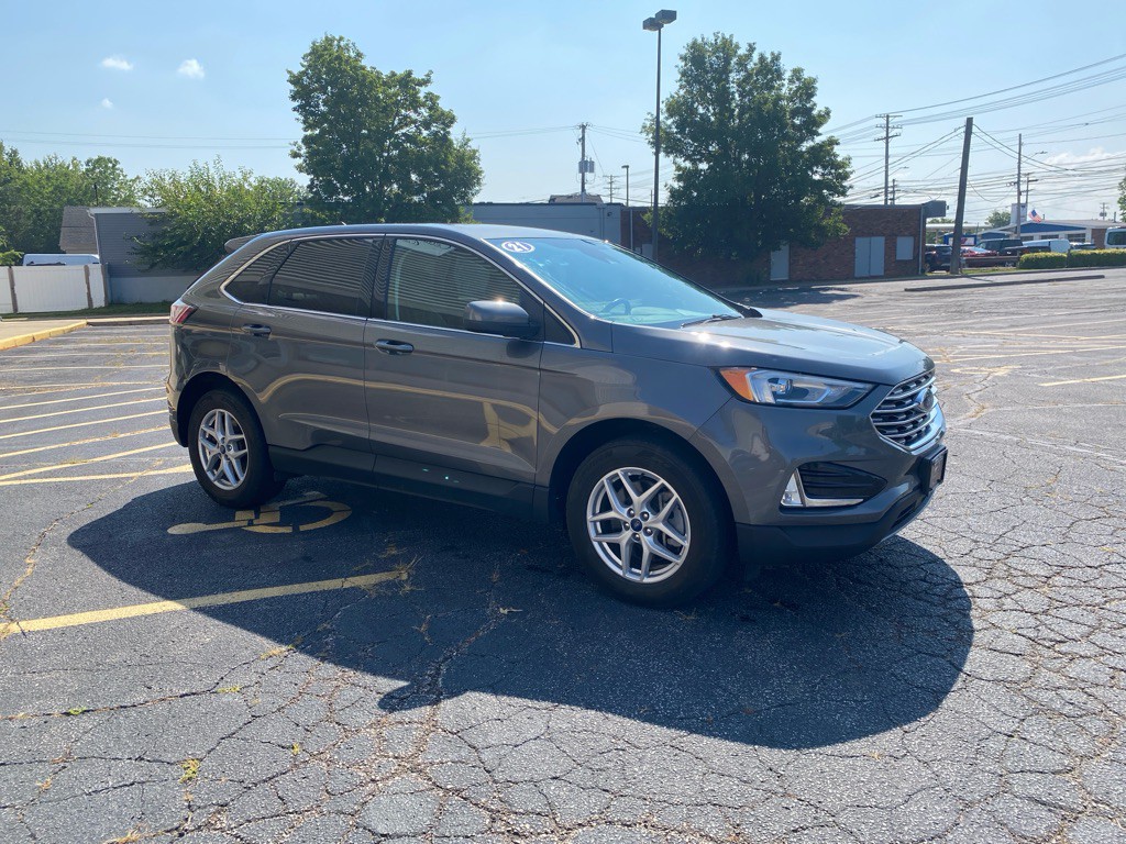 2021 Ford Edge Image 7