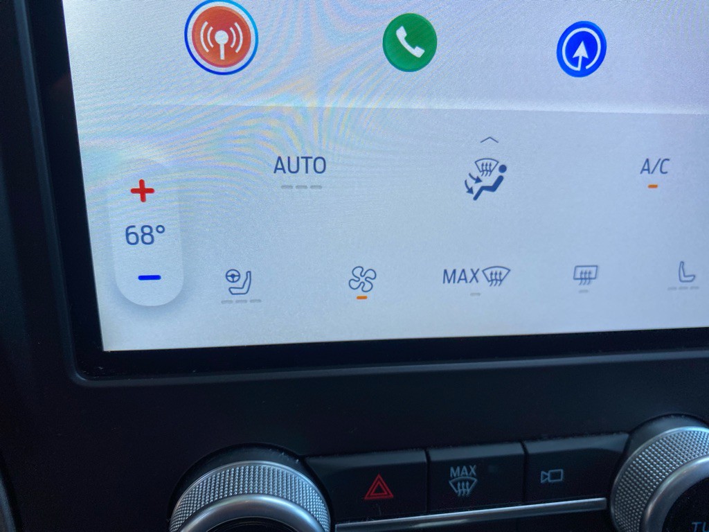 2021 Ford Edge Image 16