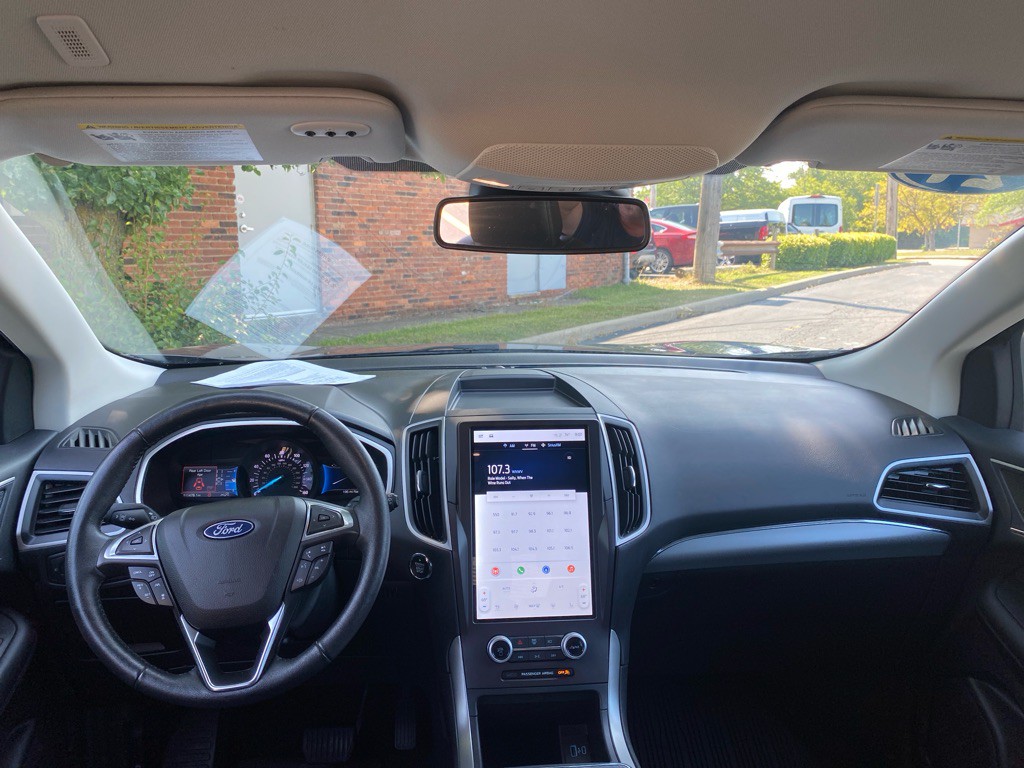 2021 Ford Edge Image 19