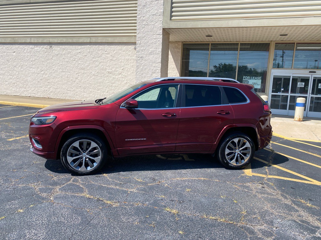 2019 Jeep Cherokee Image 2