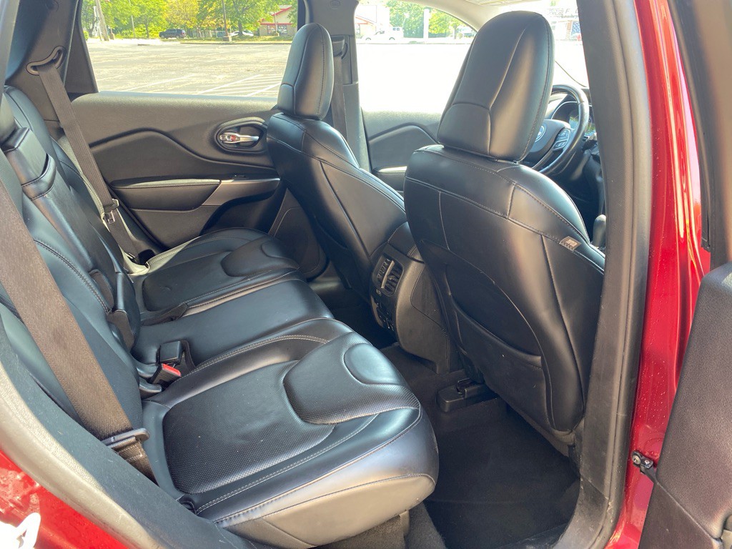 2019 Jeep Cherokee Image 21