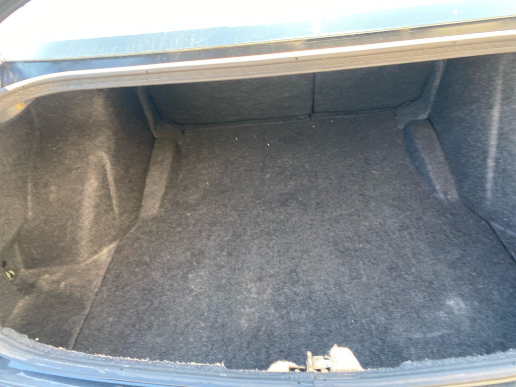 2005 Chrysler 300 Image 21