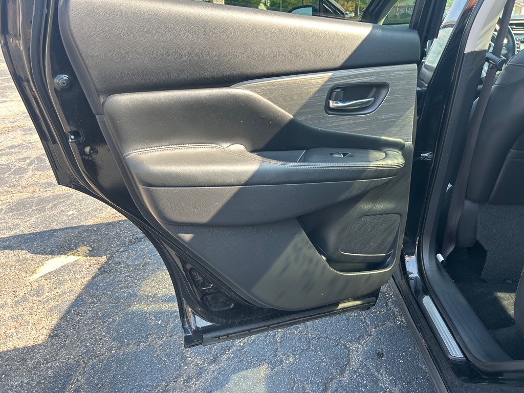 2015 Nissan Murano Image 23